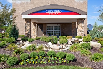 Candlewood Suites Indianapolis Airport By Ihg,5250 W Bradbury Ave,3 star