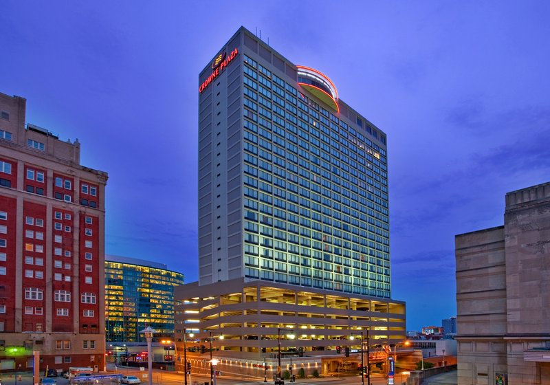 crowne plaza kansas city downtown by ihg