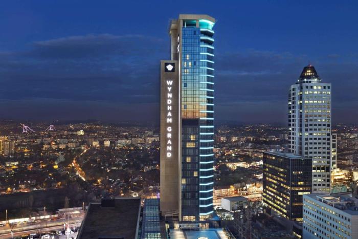 Wyndham Grand Levent Istanbul Hotel & Conference Center,Sisli>>Istanbul,5 star