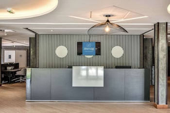 Zenitude Hotel La Valadiere, Ascend Hotel Collection,Montpellier>>Juvignac,4 star