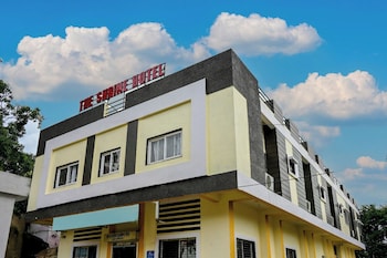 The Shrine Hotel,,3 star