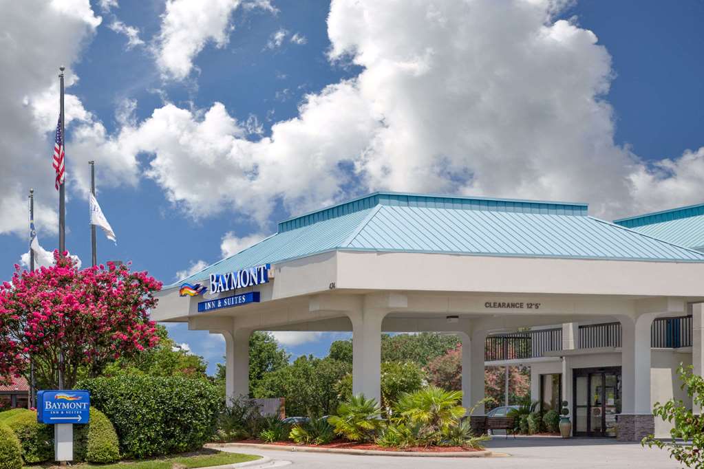 Baymont By Wyndham Camp Lejeune,Near Coastal Carolina Community College,3 star