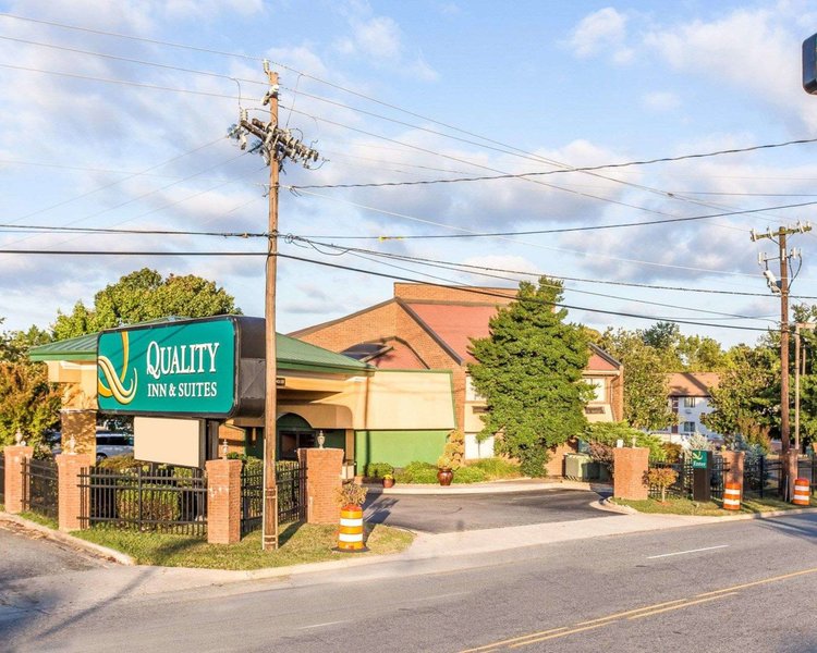 quality inn and suites coliseum