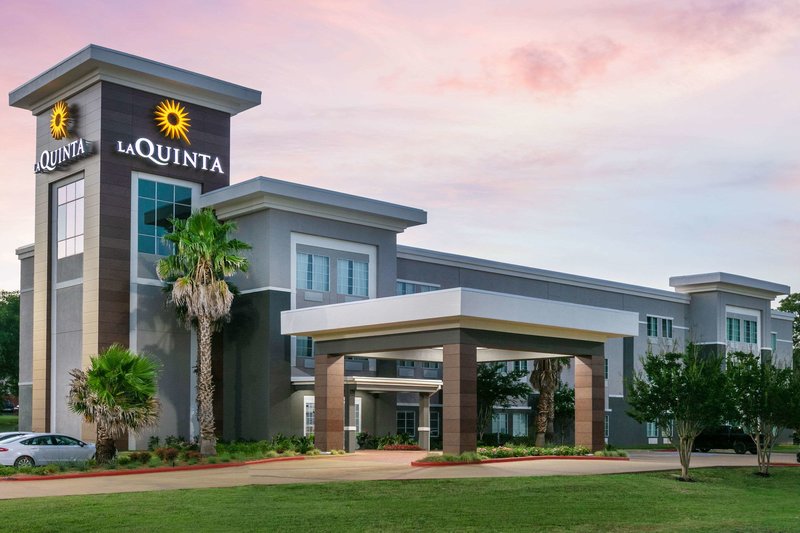 La Quinta Inn & Suites By Wyndham Jacksonville Tx