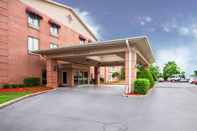 Quality Inn & Suites Germantown North,Memphis>>Germantown,3 star