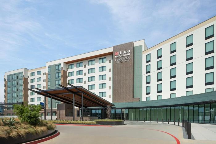 hilton garden inn grand prairie at epiccentral