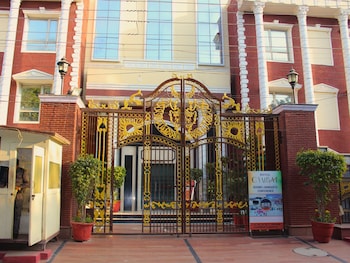 Cymbal Hotel,,0 star