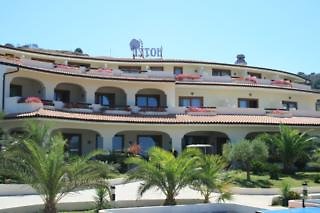 Hotel Scoglio Del Leone,Near The Beach,4 star
