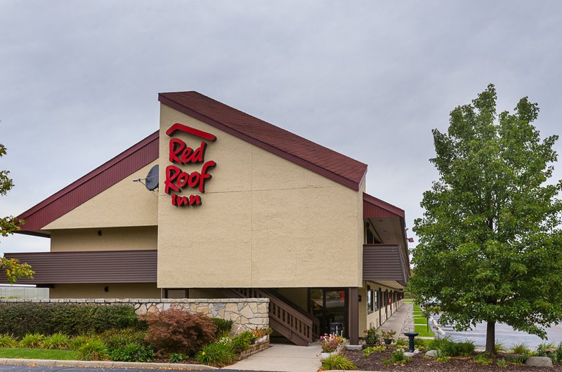 red roof inn lansing west msu