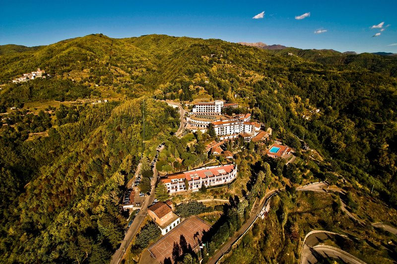 Renaissance Tuscany Il Ciocco Resort & Spa,Pian Grande>>Barga,4 star