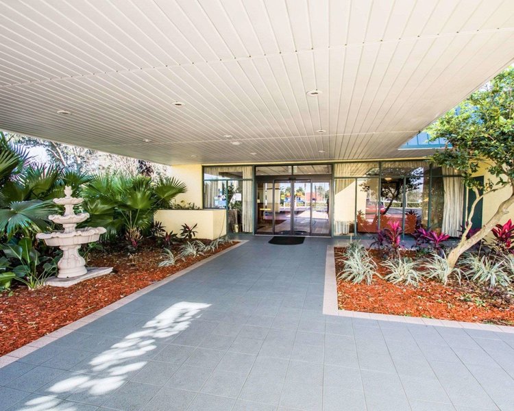 Stayable Jacksonville West,Jacksonville>>Duval County,3 star