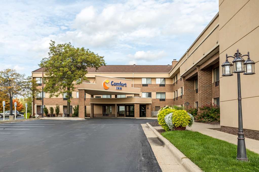 comfort inn grand rapids airport