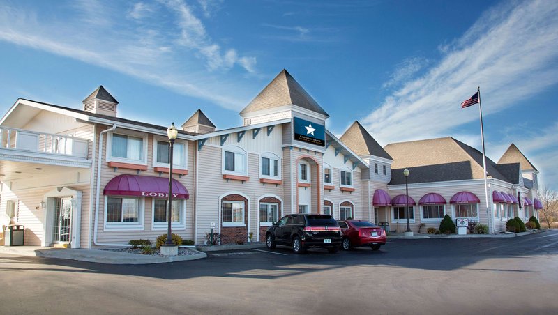 Magnuson Grand Pioneer Inn And Suites,Near Delta Plaza Mall,3 star
