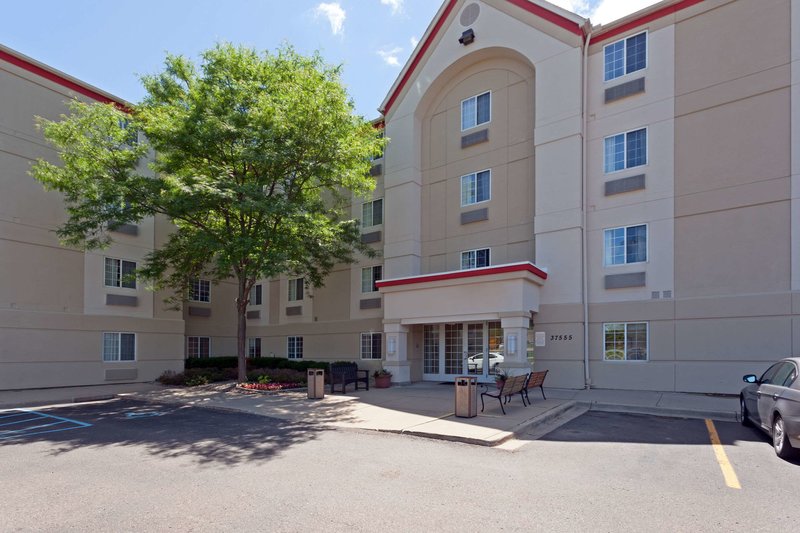 mainstay suites detroit farmington hills