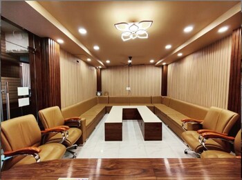 Hotel Royal Vrindavan,,0 star