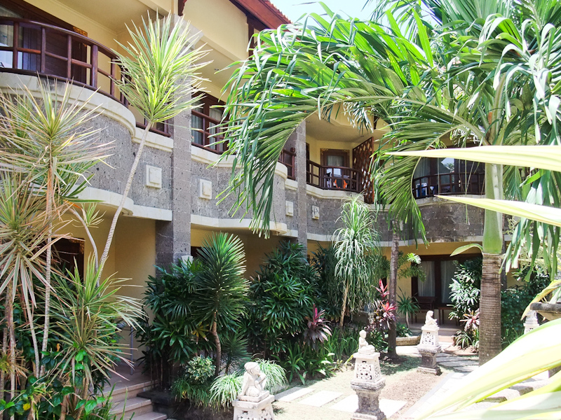 adhi jaya hotel