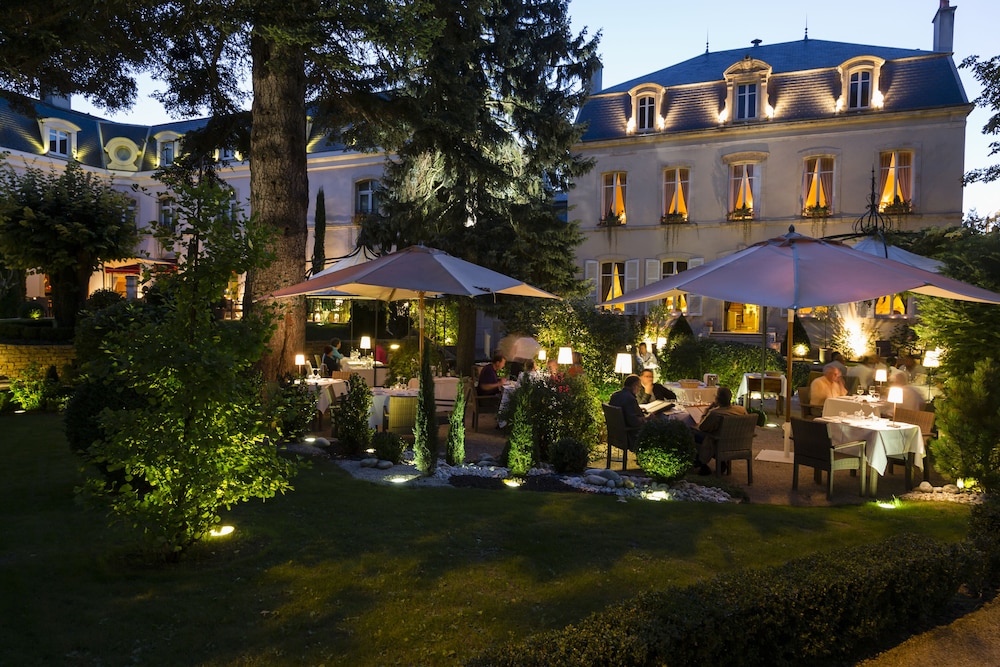 hostellerie cedre and spa beaune