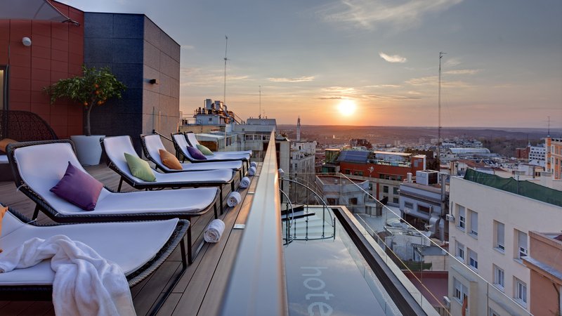 hotel indigo madrid gran via by ihg