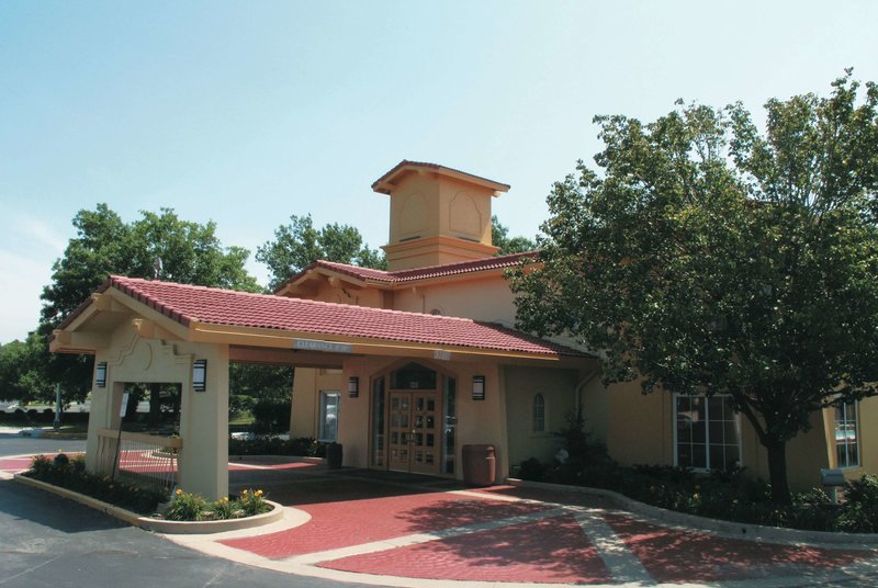 La Quinta Inn By Wyndham Kansas City Lenexa