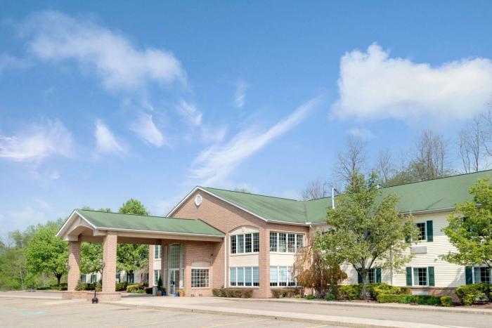 Days Inn By Wyndham Lisbon,Columbiana>>Canfield,2 star