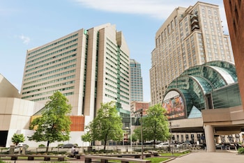 embassy suites by hilton indianapolis downtown