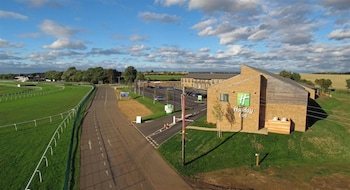 Holiday Inn Huntingdon - Racecourse By Ihg,Cambridgeshire>>Brampton,3 star