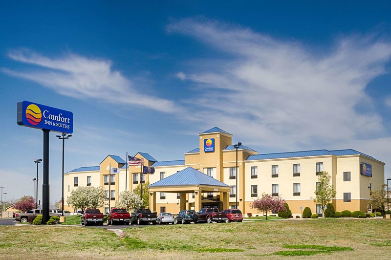 Comfort Inn & Suites