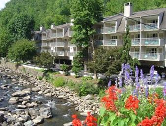 gatlinburg river inn