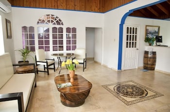 Rum Runners Resort,,3 star