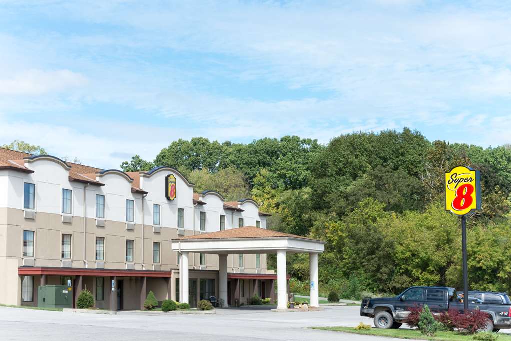 Super 8 By Wyndham Beaver Falls,Beaver Falls>>Beaver,2 star