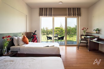 Clover Greens,,0 star