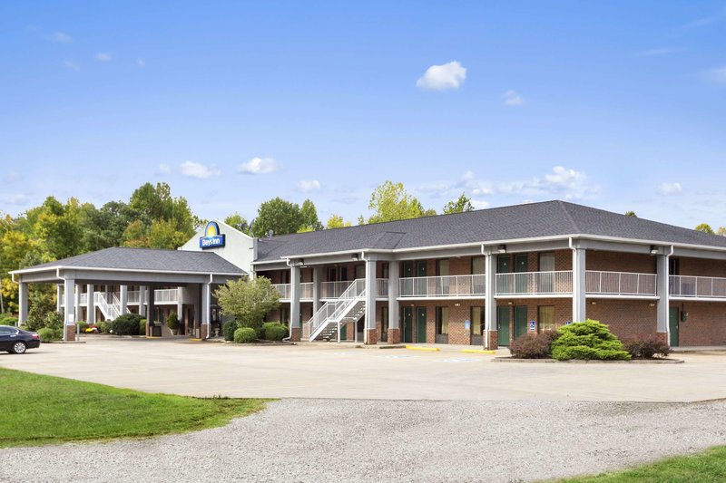 Days Inn By Wyndham Kuttawa/Eddyville,Eddyville>>Calvert City,2 star