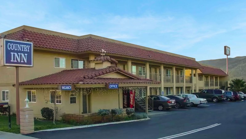country inn banning
