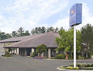 baymont by wyndham logan