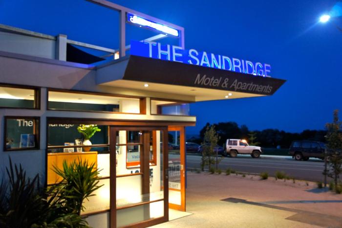 sandridge motel