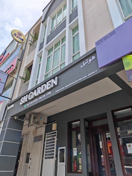 Sh Garden Hotel,,2 star