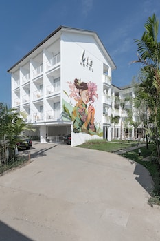 Lis Hotel Chiangmai,,3 star