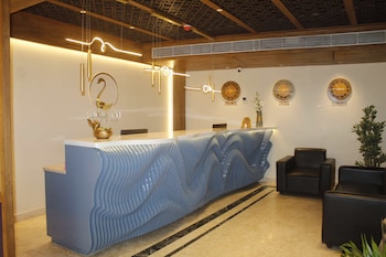 luxus inn hotel