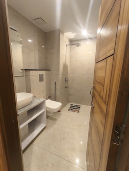 Virat Hills By Blue Waves,Mussoorie,2 star