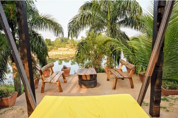 Bastar Birds Nest,Jagdalpur,2 star