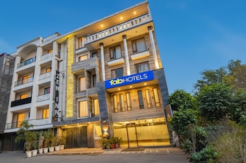 Hotel Zen Inn,Jasola, Delhi,3 star