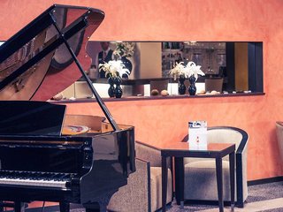 Mercure Maurepas Saint Quentin,Elancourt>>Buc,4 star