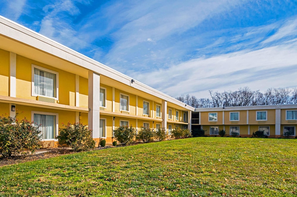Quality Inn & Suites,Washington>>Hagerstown,2.5 star