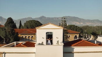 Amyth Of Nicosia,,4 star