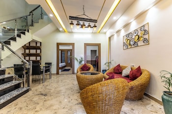 A Radiant Villa On The Ganges,Kolghatti,2 star