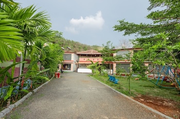 opulence resort nagaon alibaug