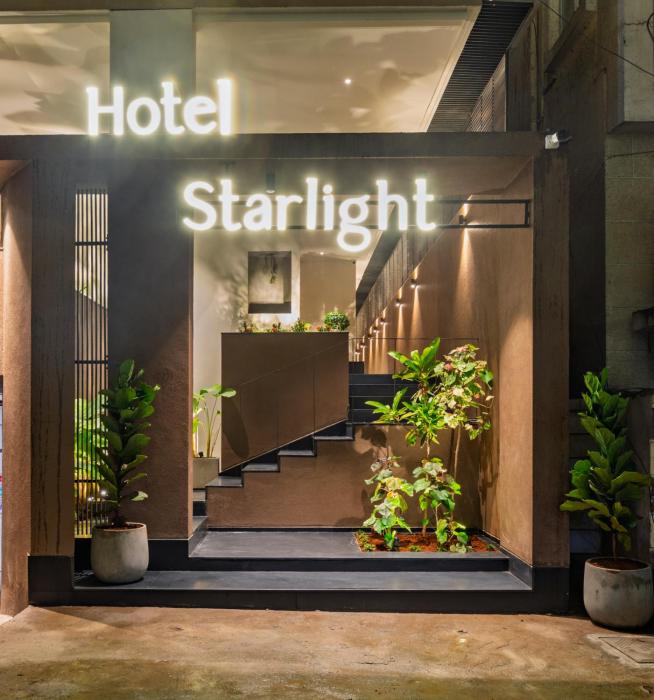 Hotel Starlight By Avana, 400M From Us Consulate, Hyderabad,Nanakramguda,3 star