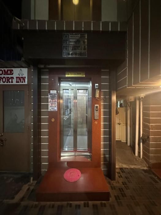 The Comfort Ambernath,,3 star