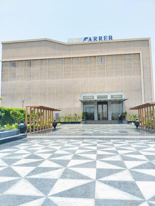 One Farrer Hotels And Resorts,,4 star