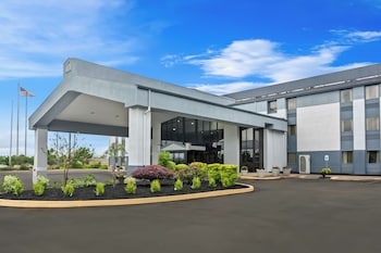 spark by hilton lexington hamburg